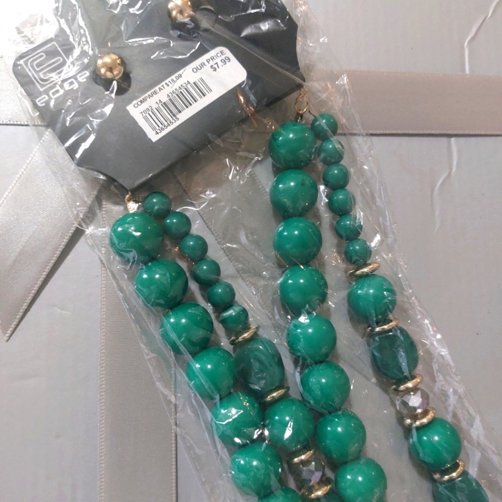 Green necklace